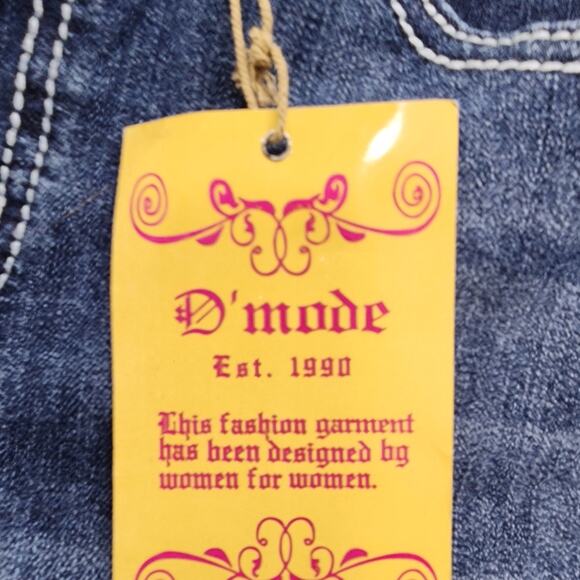 NEW D'mode Jeans Womens 11 Juniors Blue Mid Rise Straight Leg Flap Pockets Bling - Picture 8 of 16